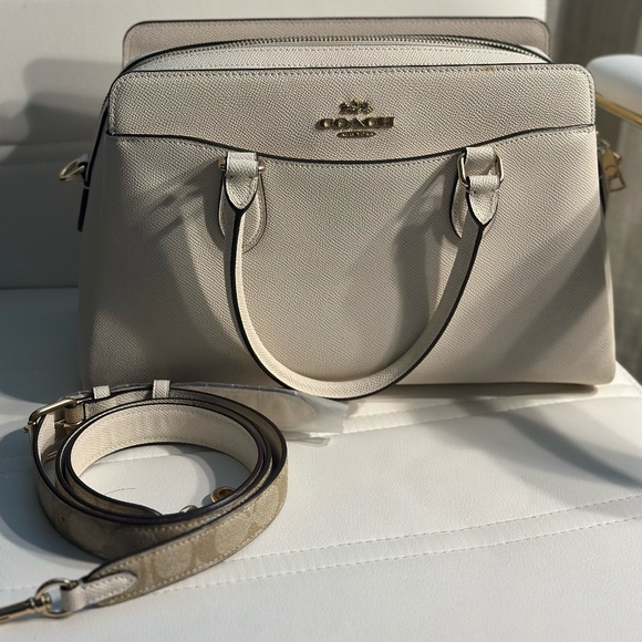 Coach Handbag – Cream - Picture 1 of 4